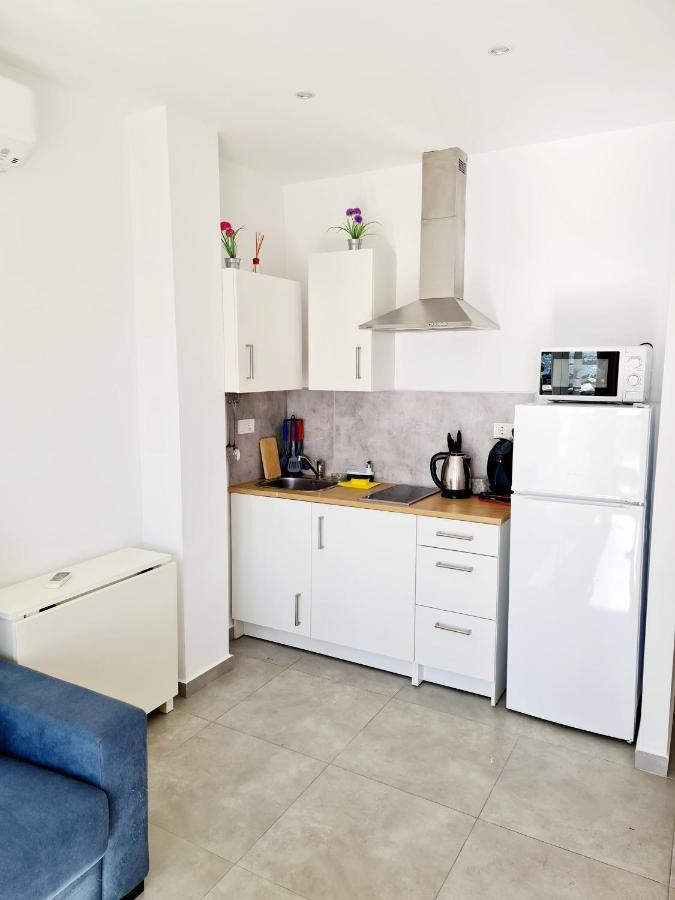 Estudios Tisifone La Cala Del Moral Extérieur photo
